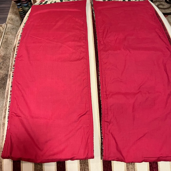 PRELOVED TWO CHRISTMAS HOLIDAY SEASON NEEDLEPOINT TABLE RUNNERS WITH FULLY LINED - Picture 17 of 17